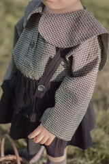 Check collar blouse