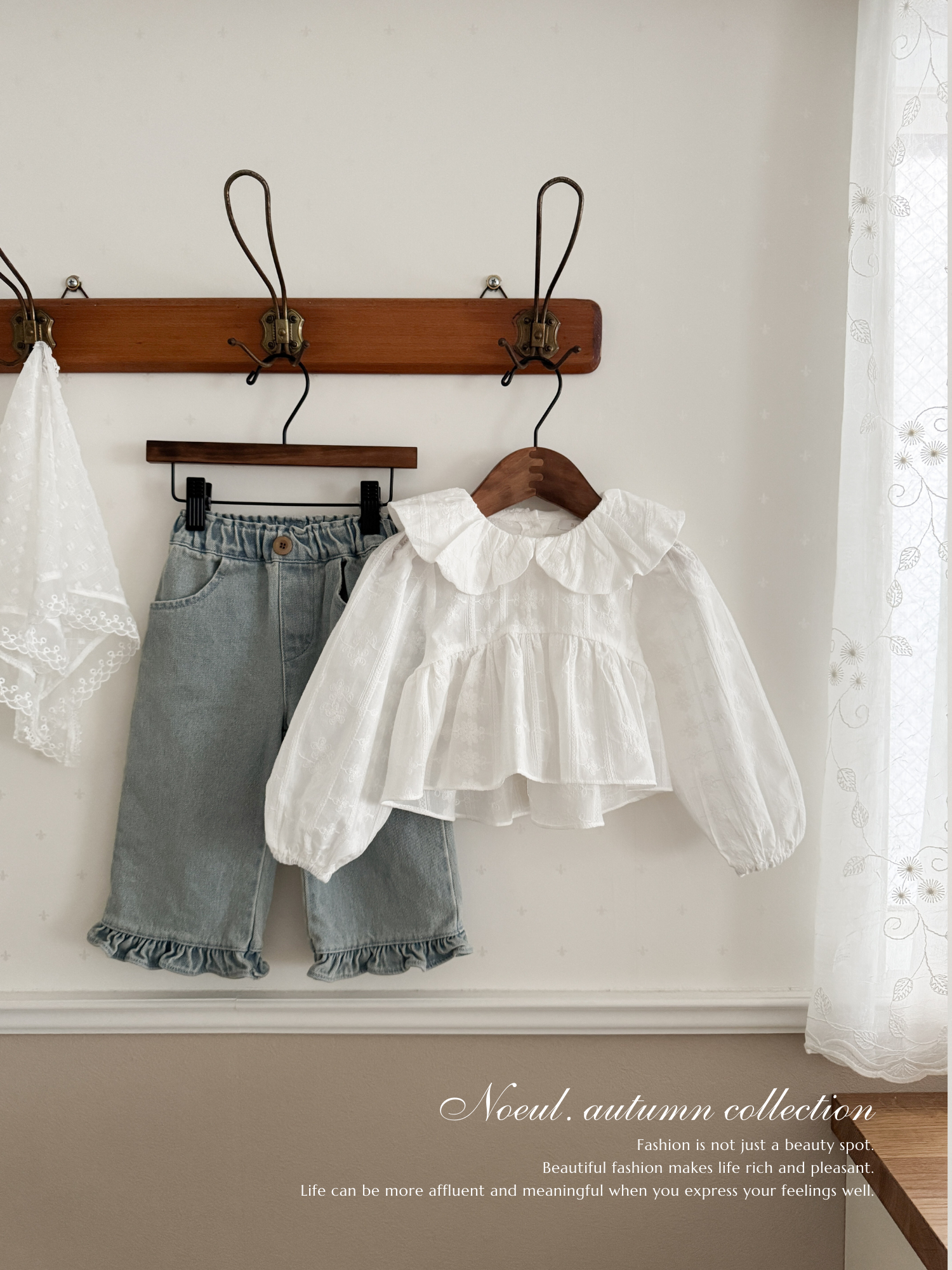 Roman blouse