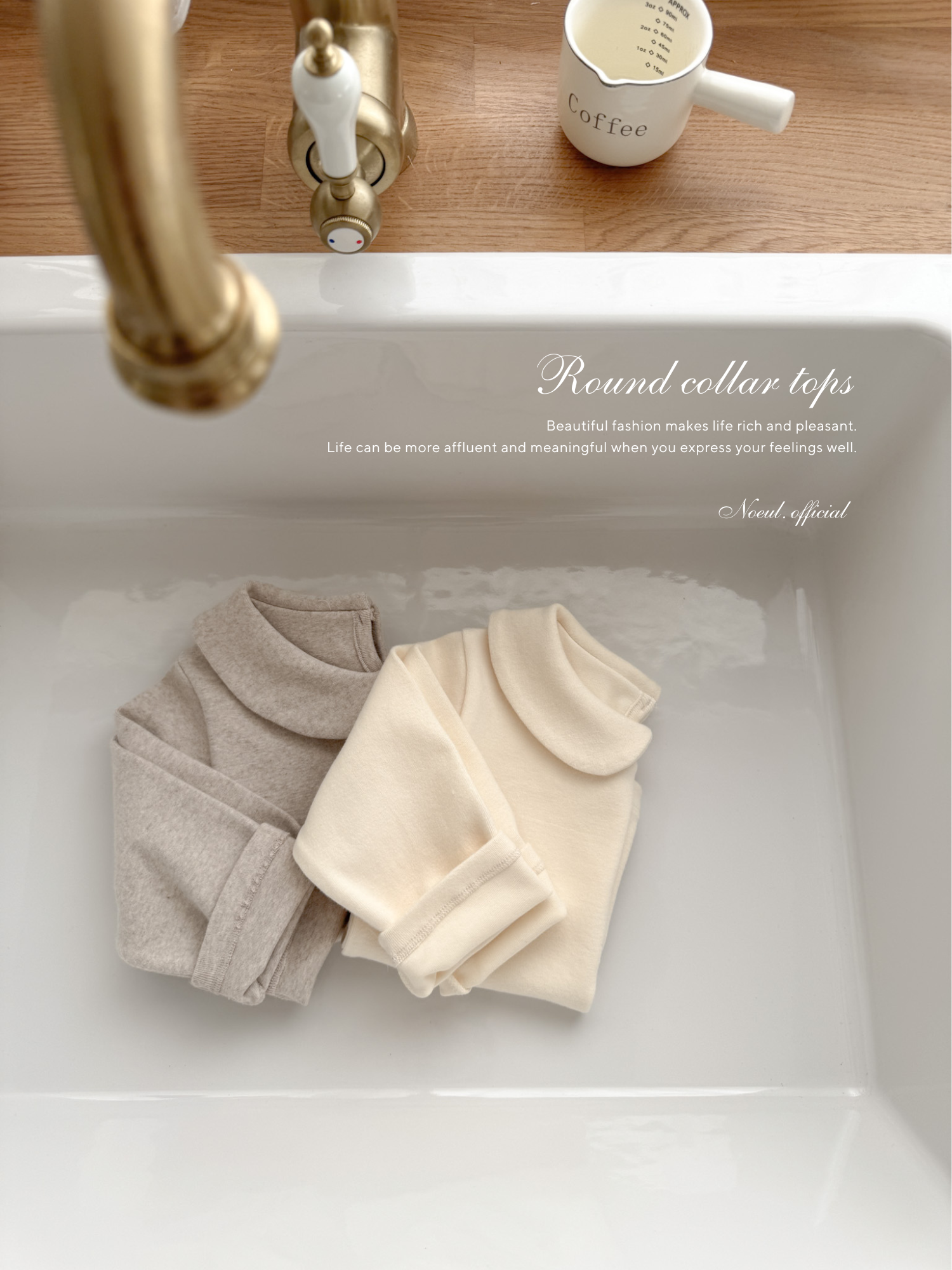 Round collar tops