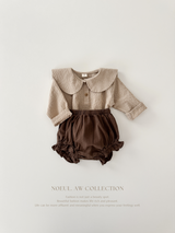 Check collar blouse