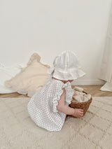 Dot frill suit