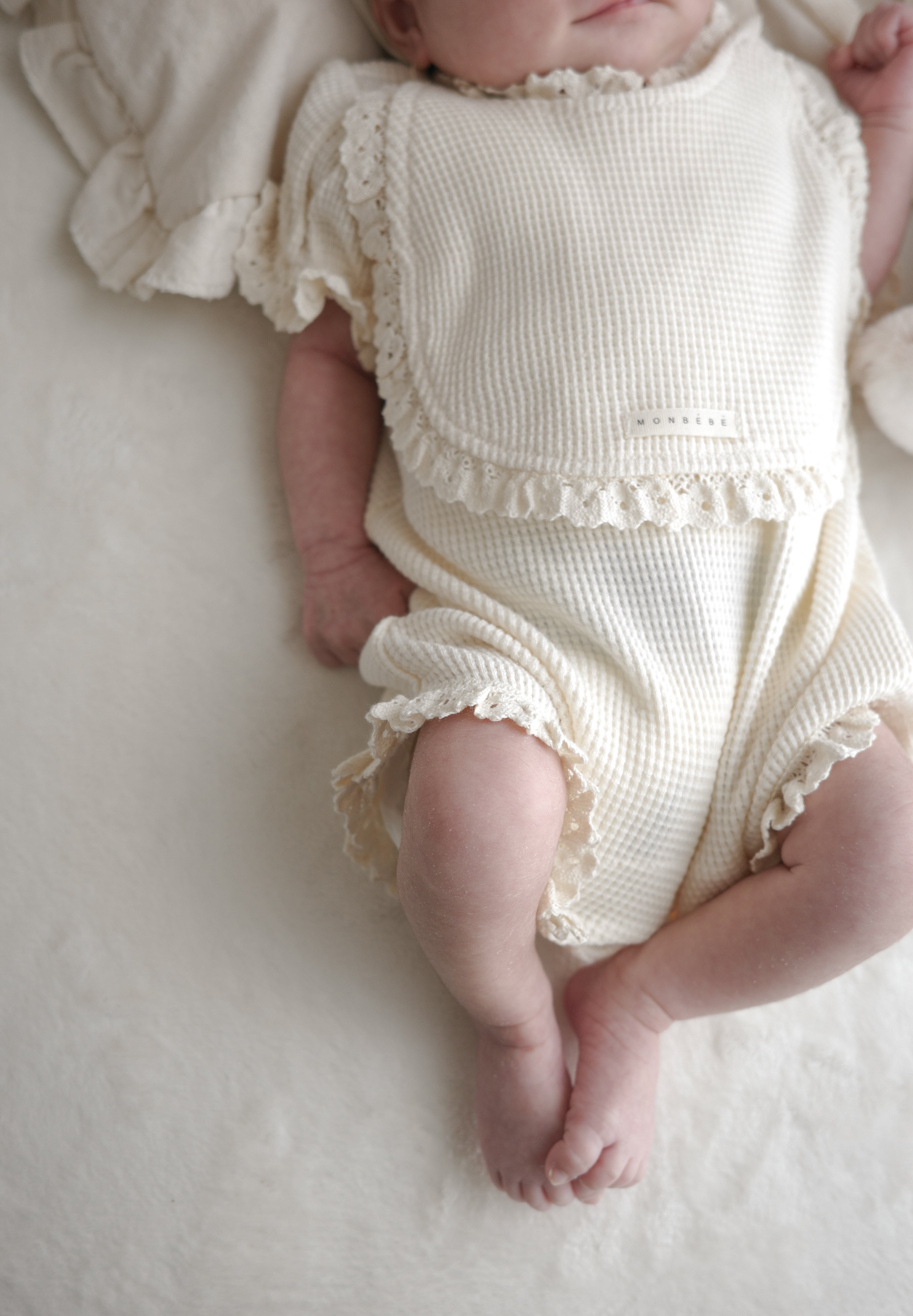 Waffle lace puff rompers