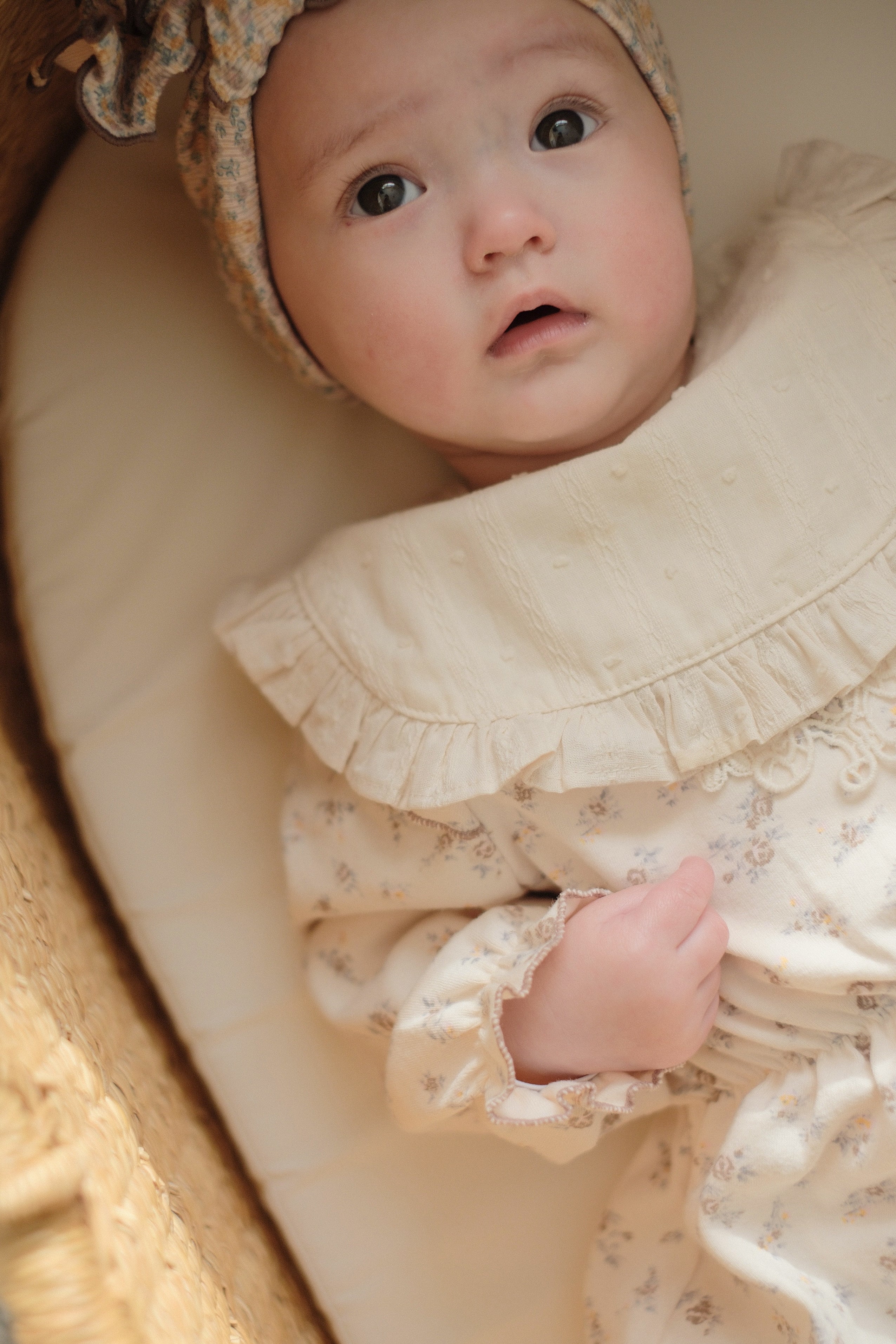 Noco frill cape
