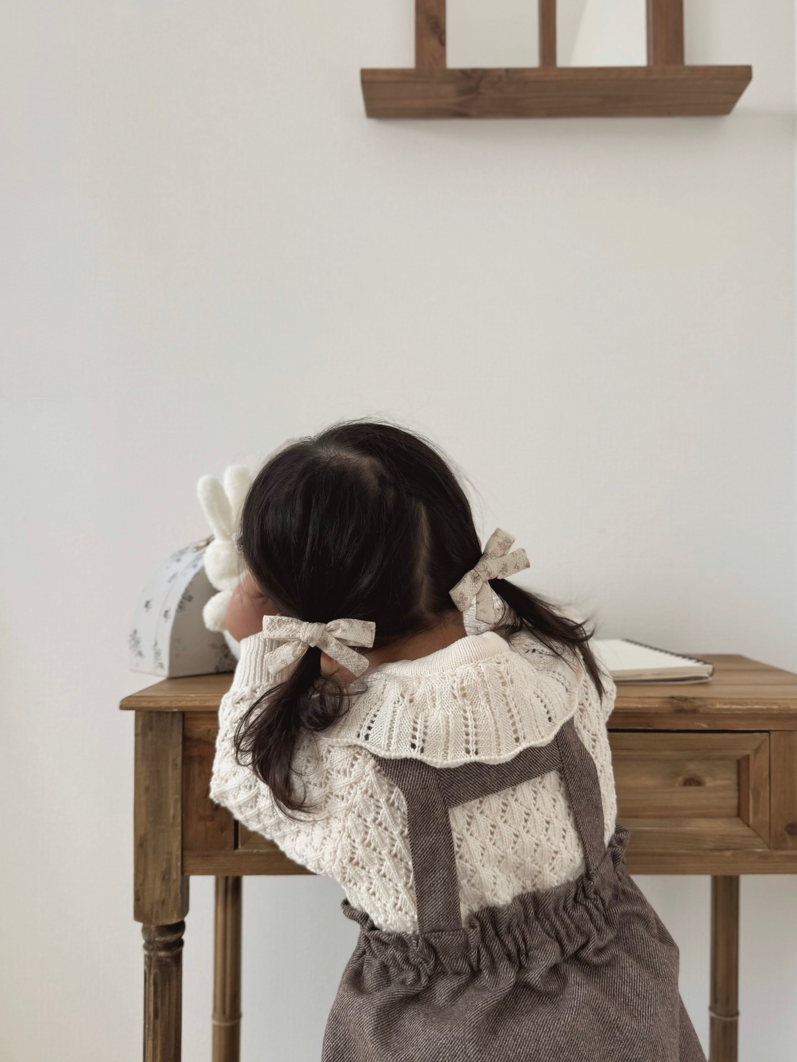 Fraise eyelet cardigan