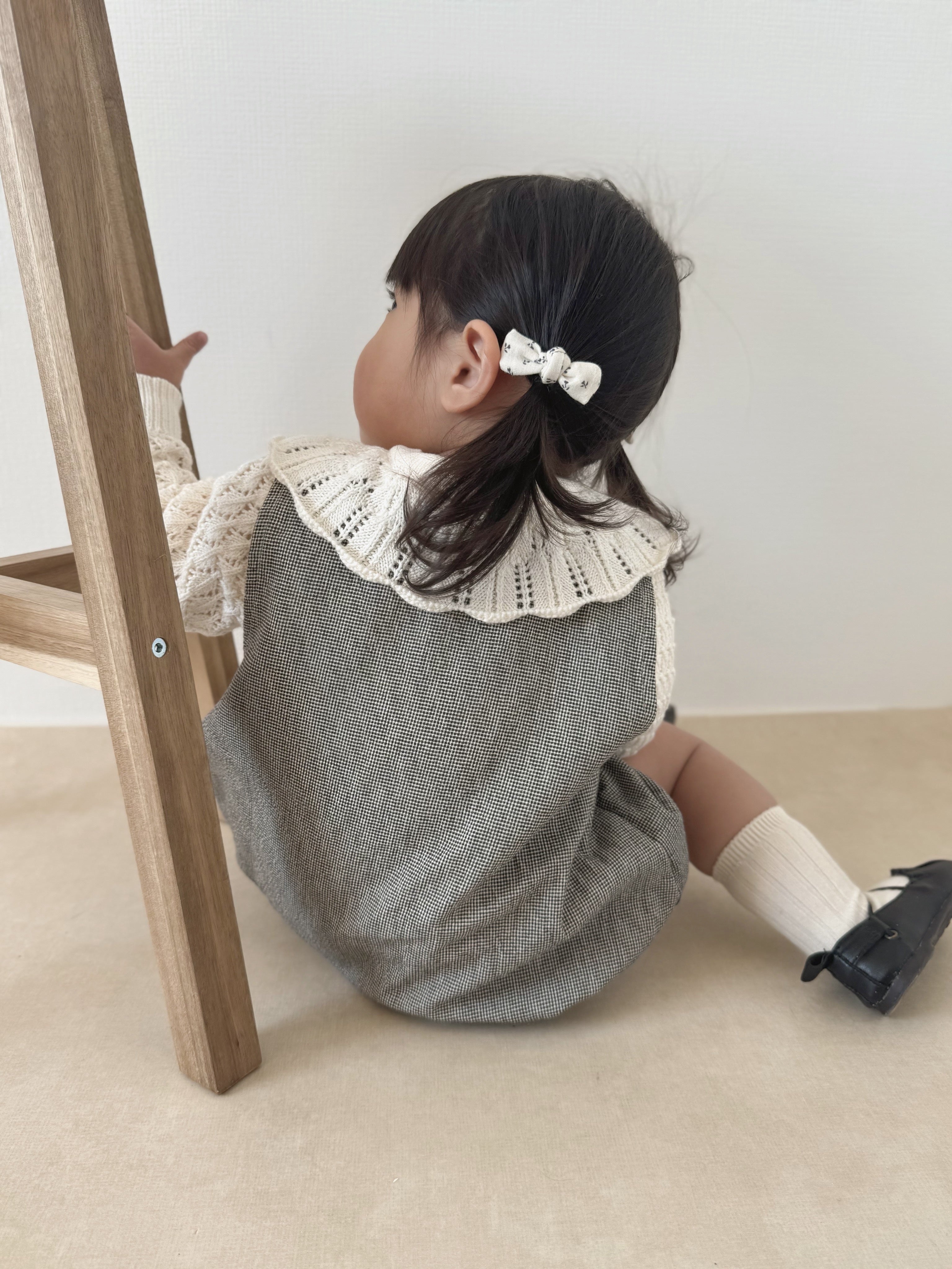 Fraise eyelet cardigan