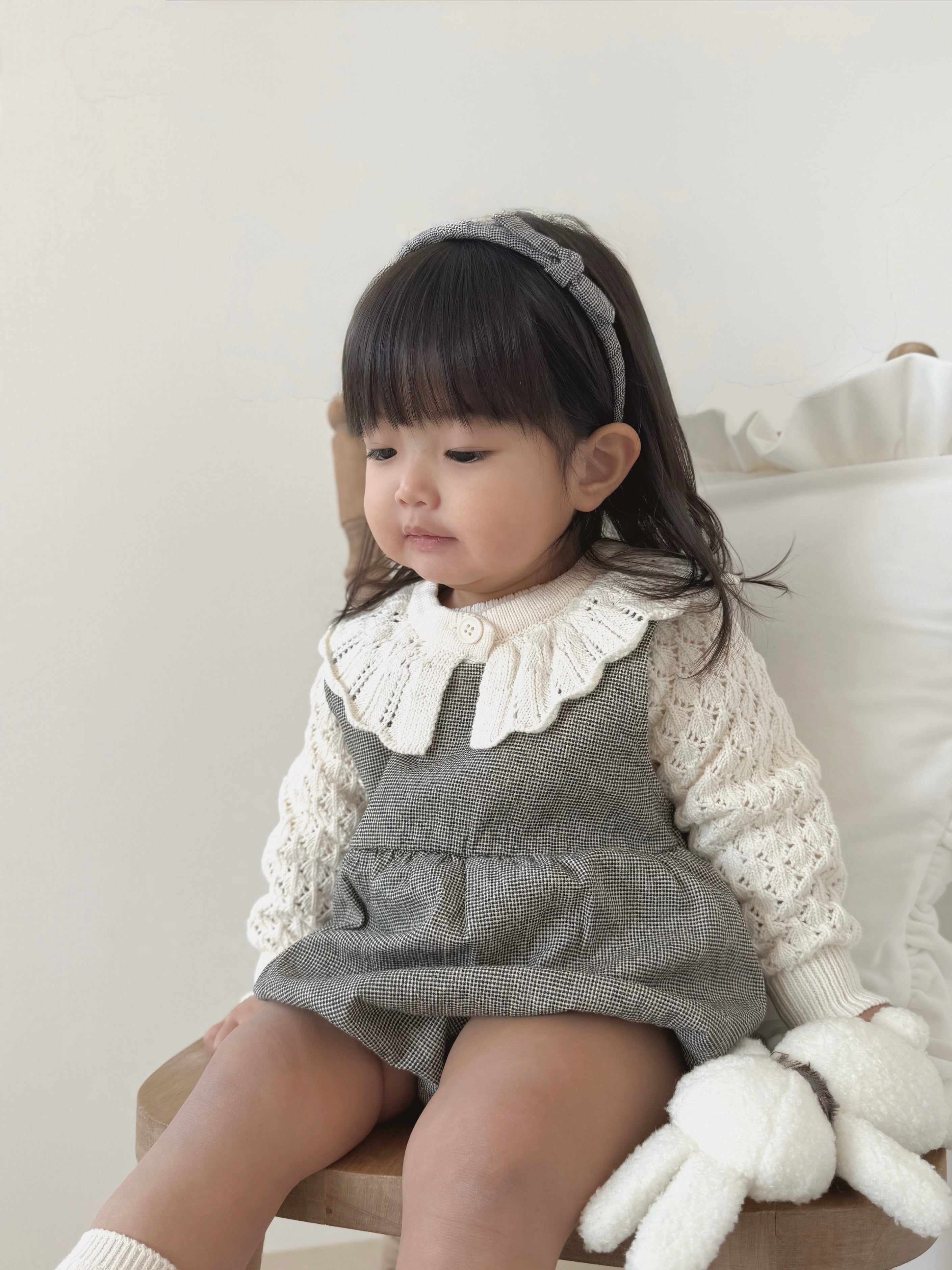 Fraise eyelet cardigan