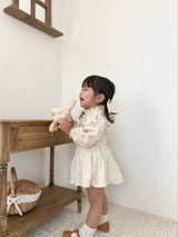 Eyelet suspender skirt