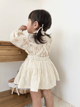 Eyelet suspender skirt