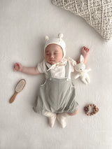 Stripe line suspender suit