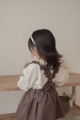 Snow ruffle blouse