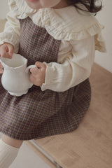 Sara collar blouse