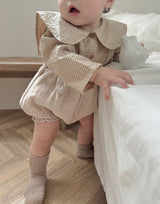 Check collar blouse