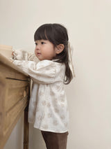 Flower shirring blouse