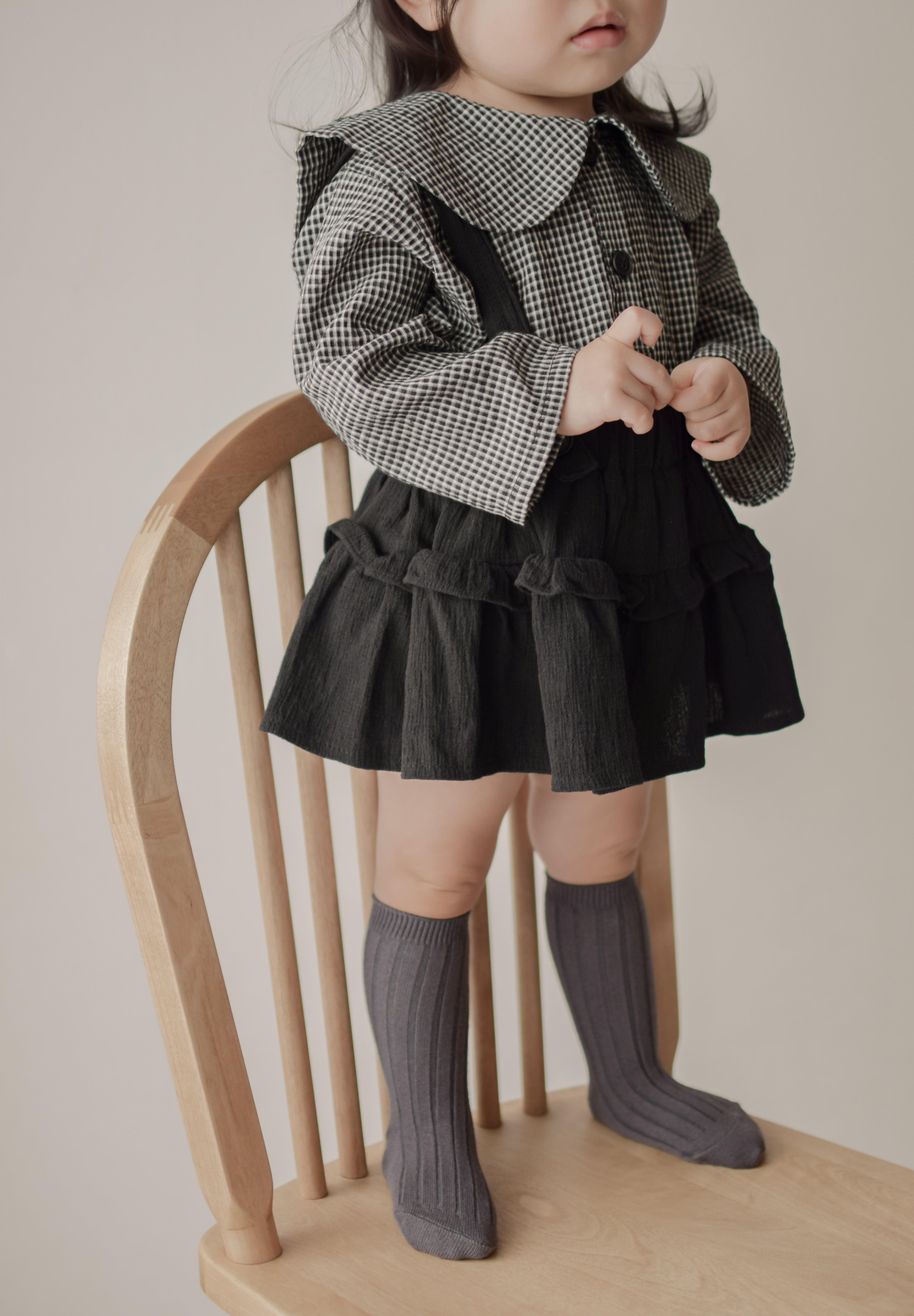Check collar blouse