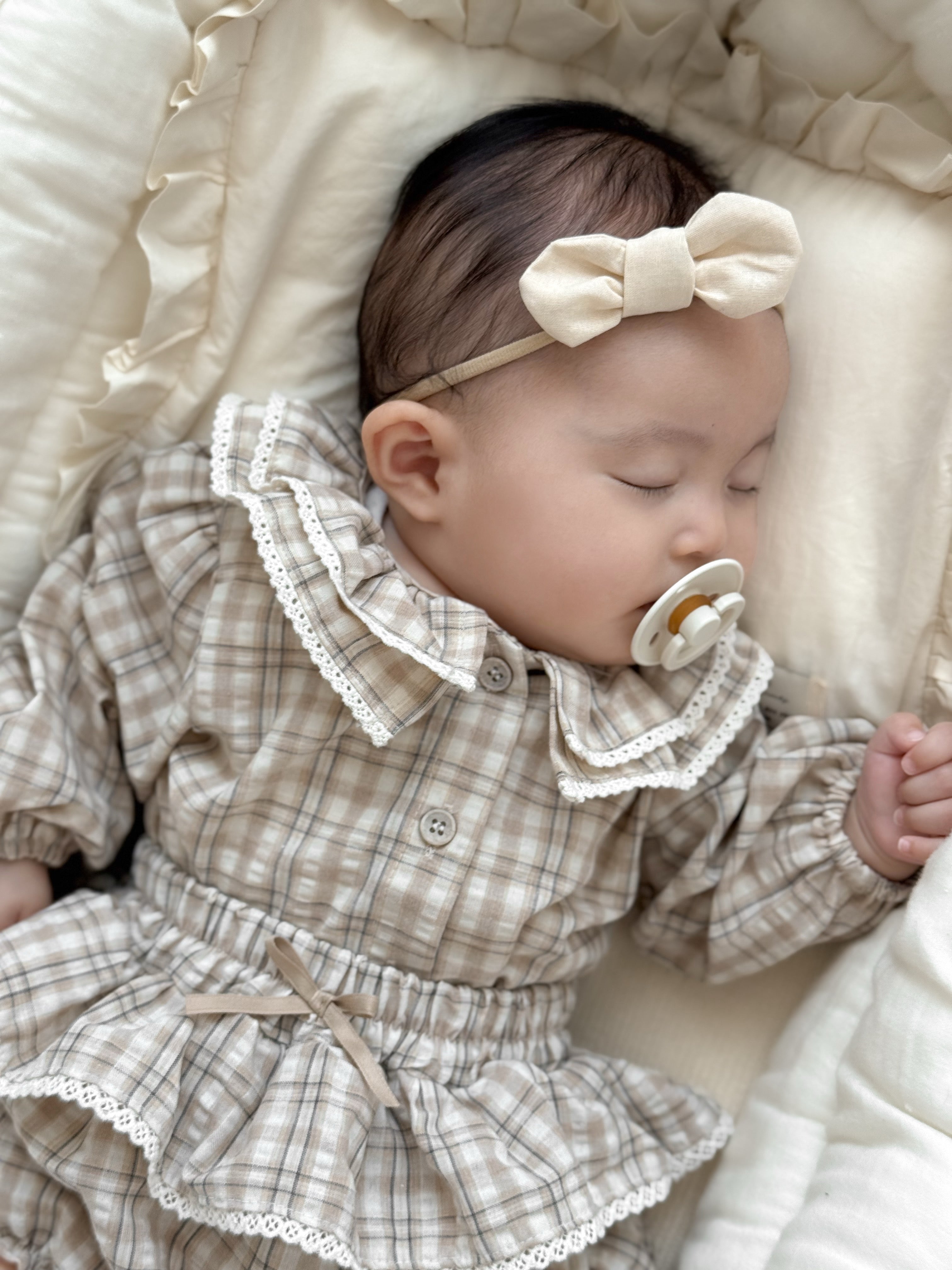 Petit check frill blouse