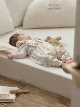 Wing frill suit