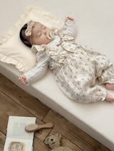 Wing frill suit