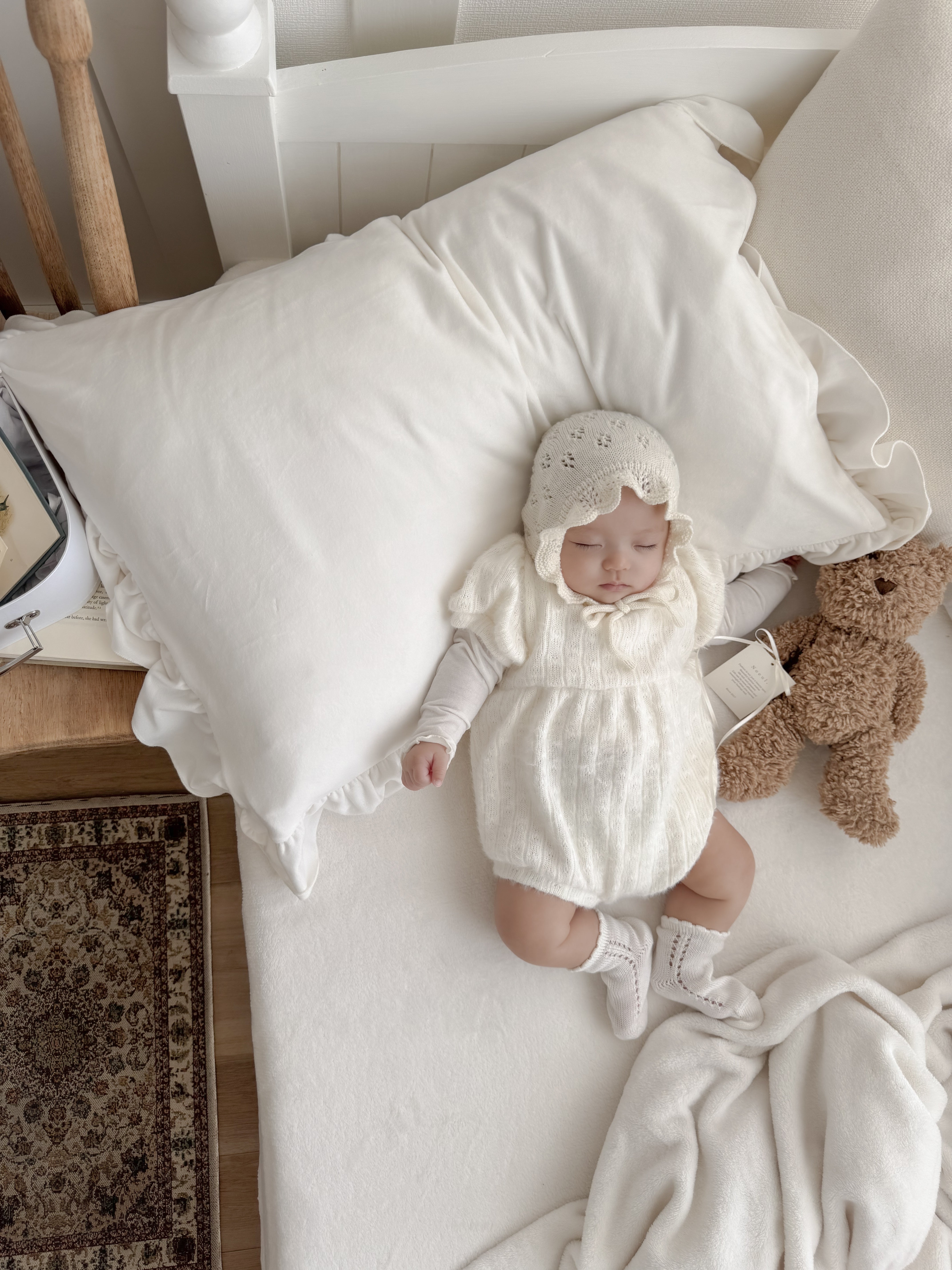 Soft puff knit rompers