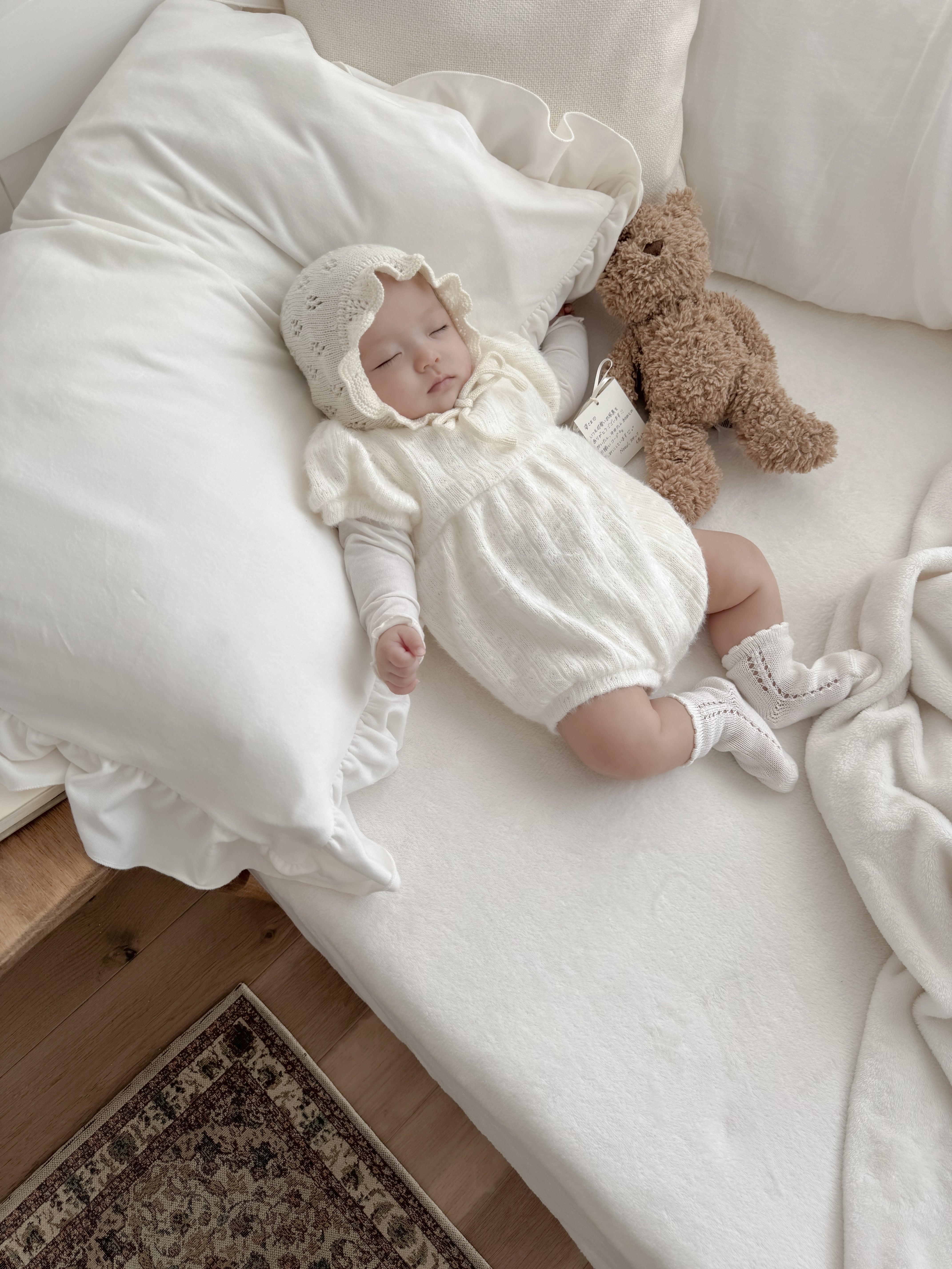 Soft puff knit rompers