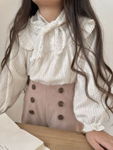 Wing shirring blouse