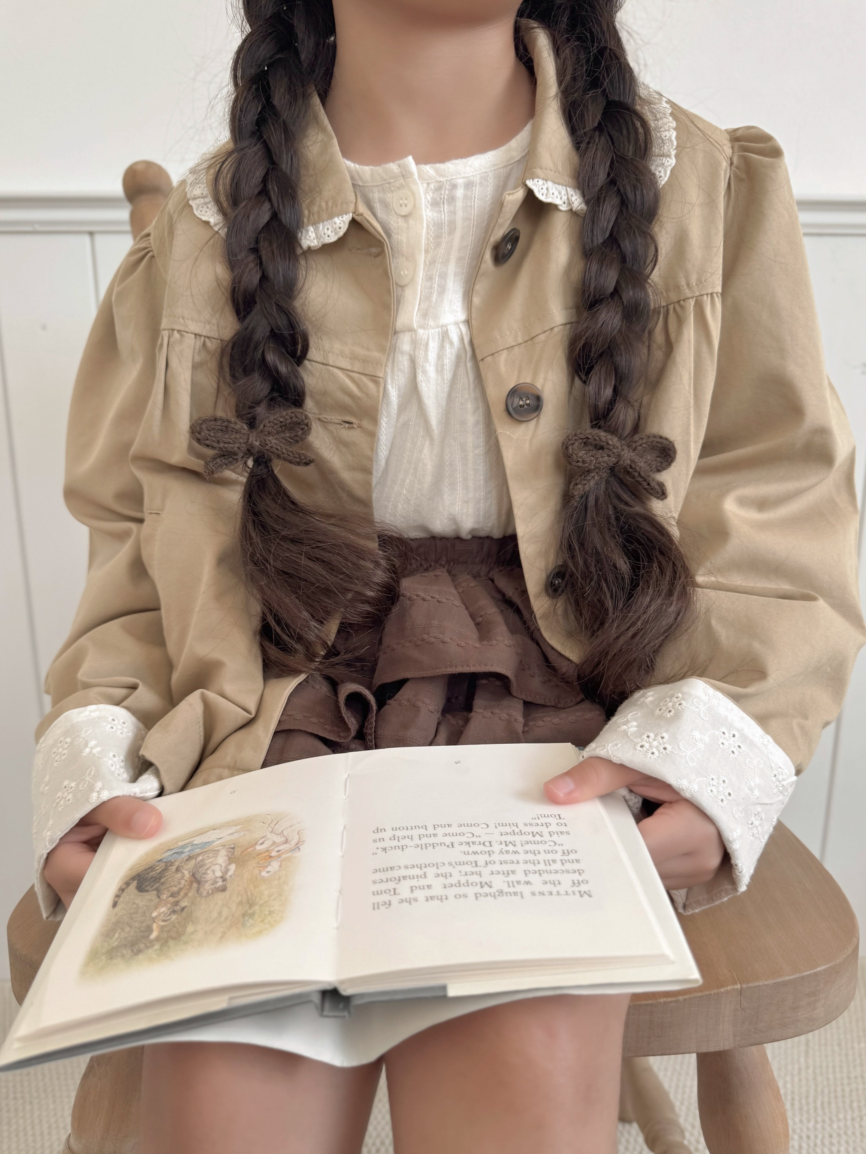 Wing shirring blouse