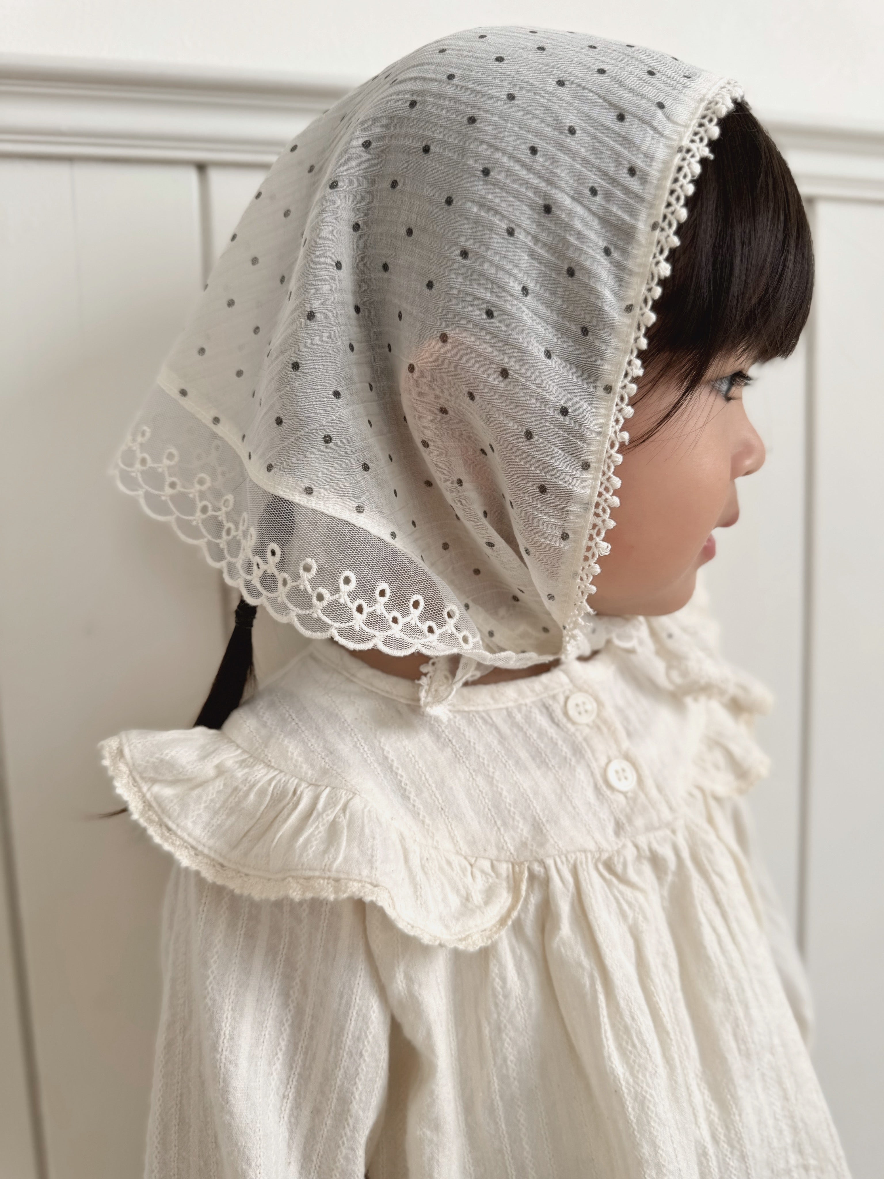 Wing shirring blouse