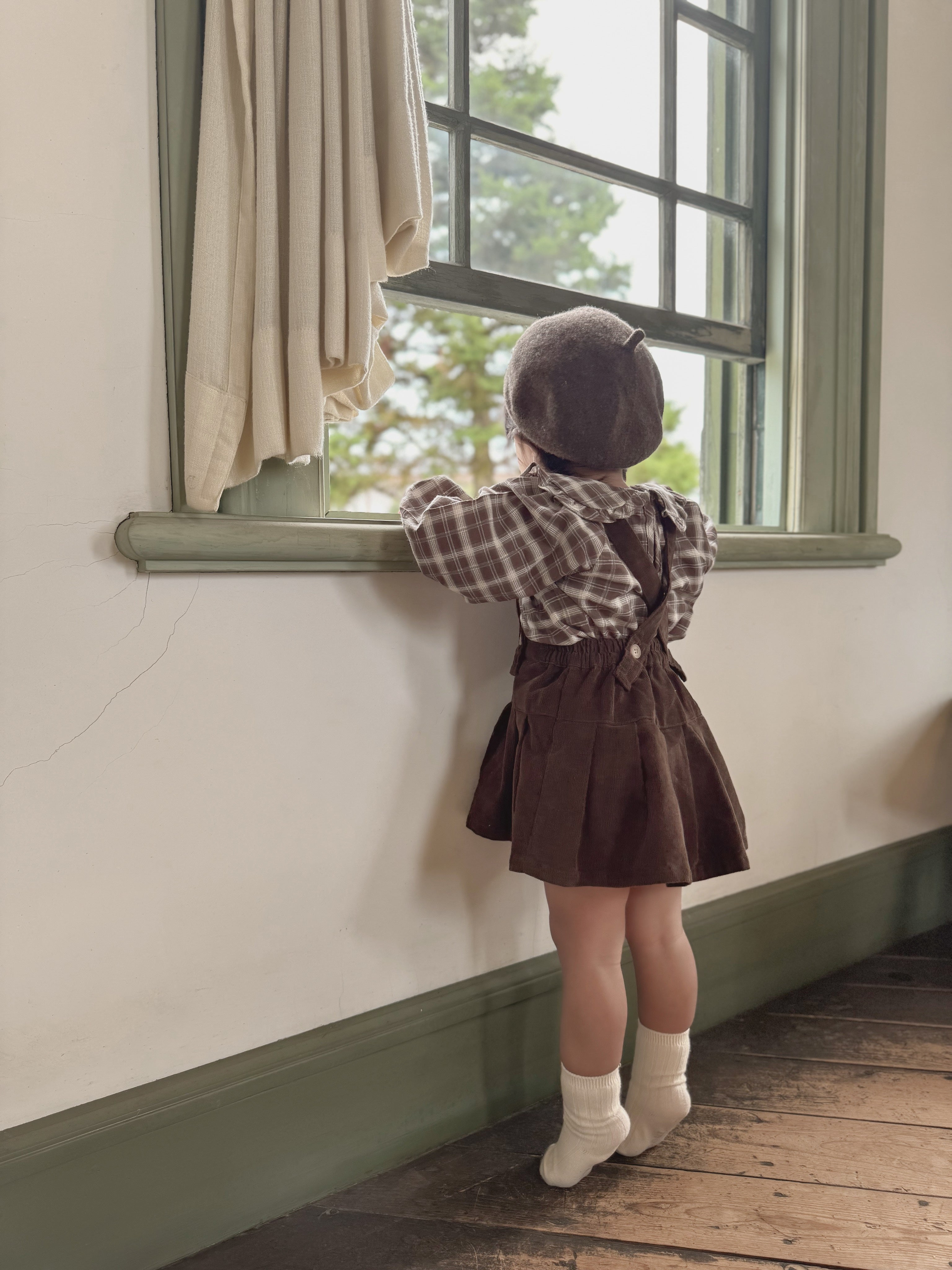 Pleats suspender skirt