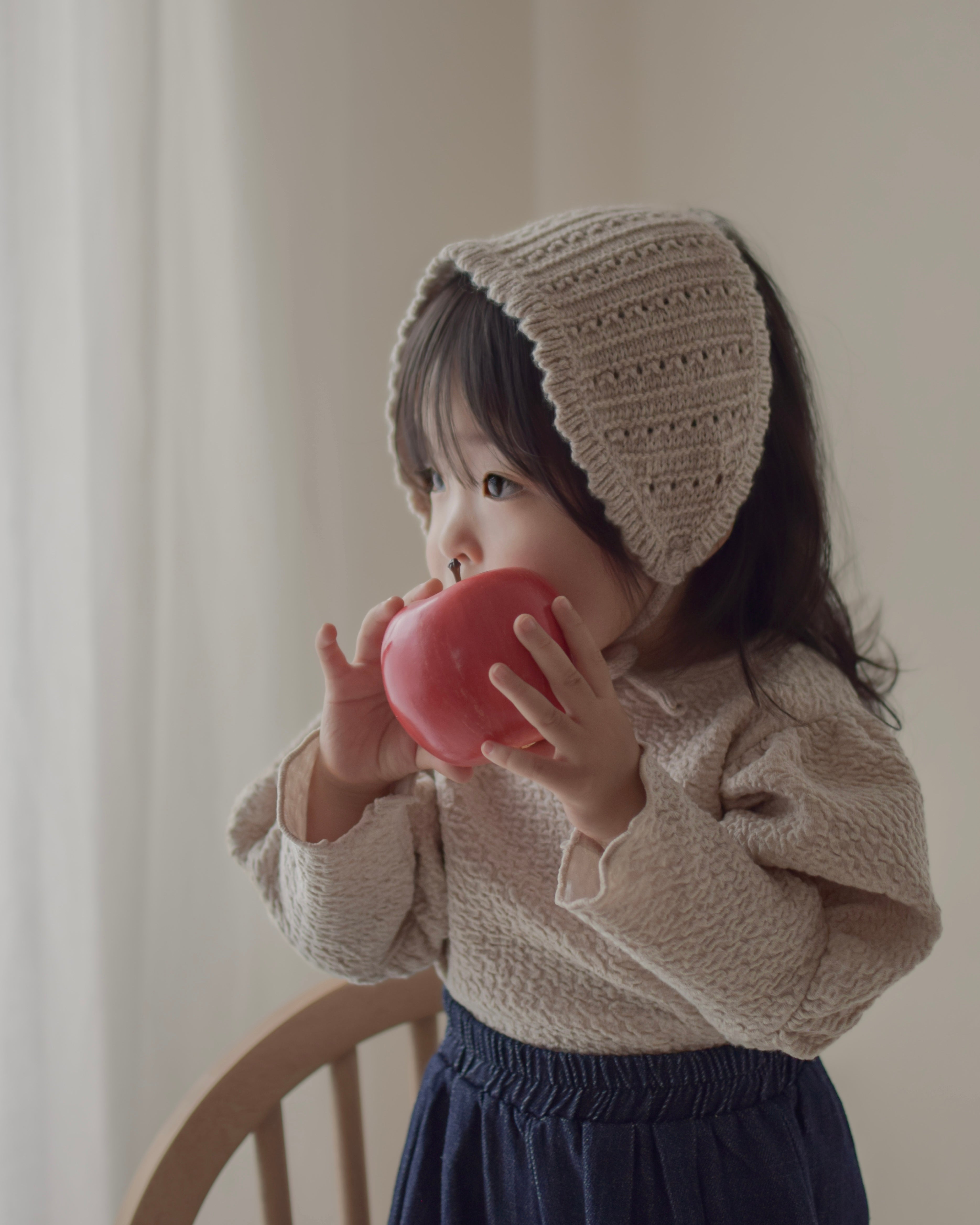 Bebe knit bonnet