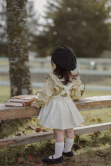 Wing shirring blouse