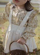 Wing shirring blouse