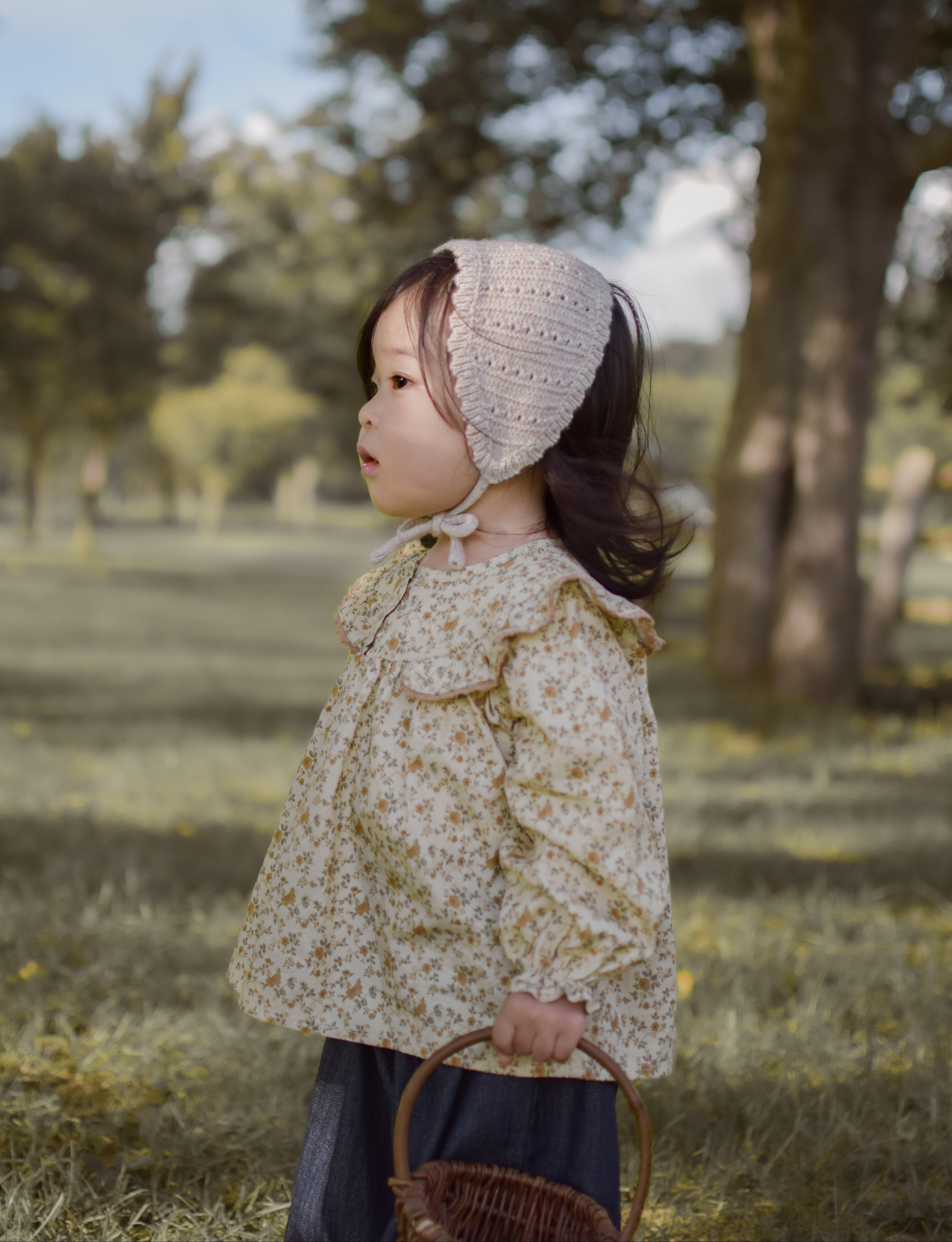 Wing shirring blouse