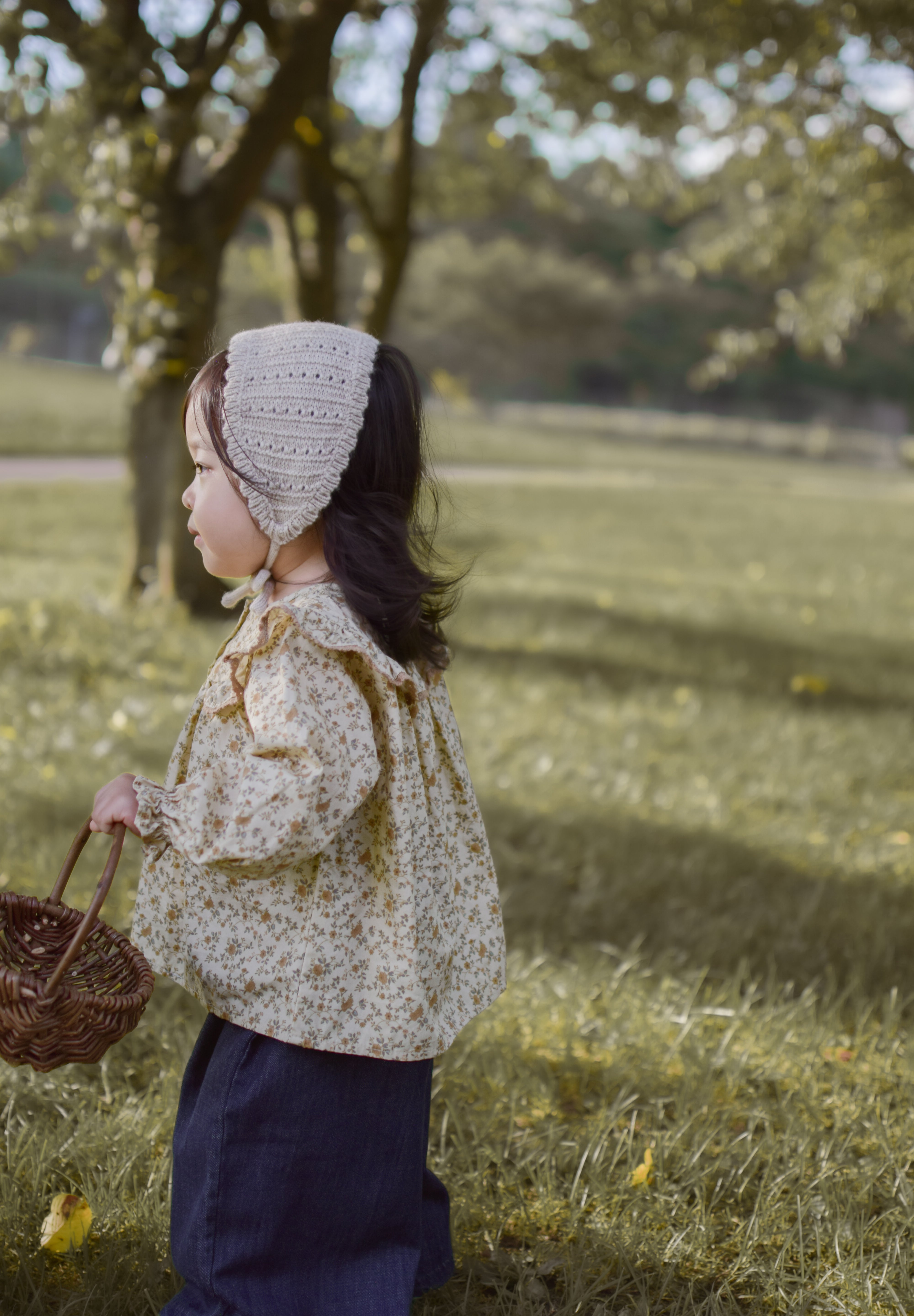 Wing shirring blouse