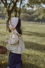 Wing shirring blouse
