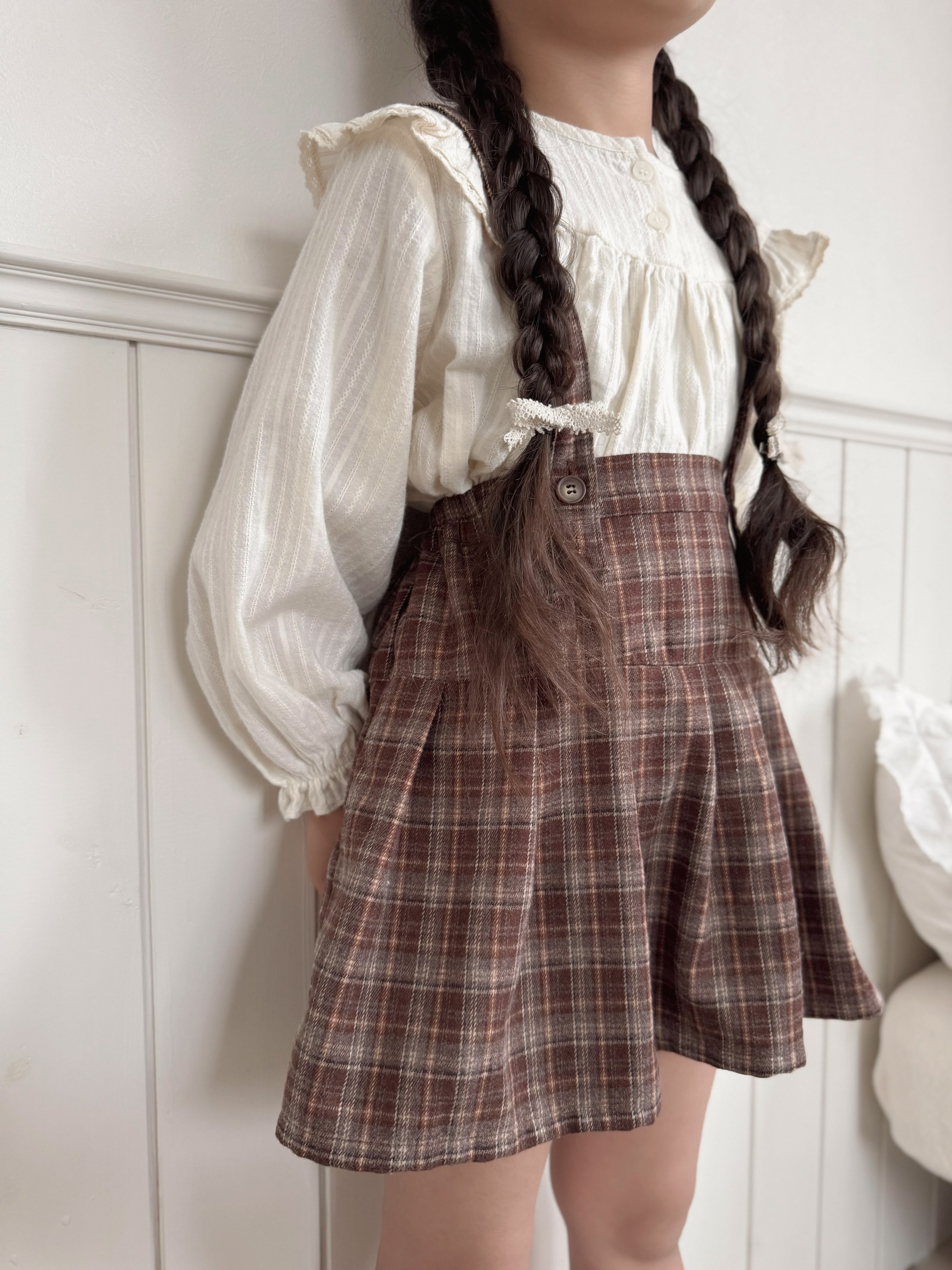 Pleats suspender skirt