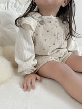 Wing shirring blouse