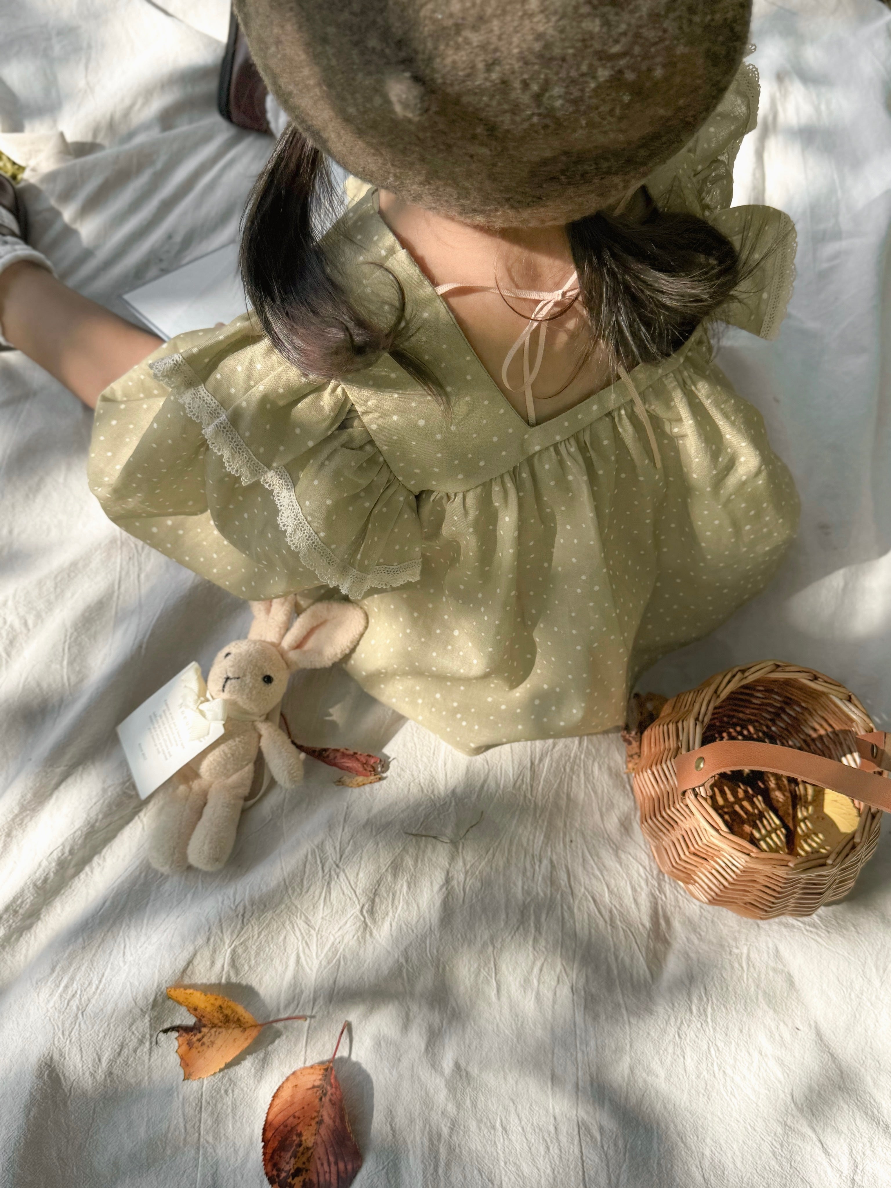 Dot frill blouse & bloomer set