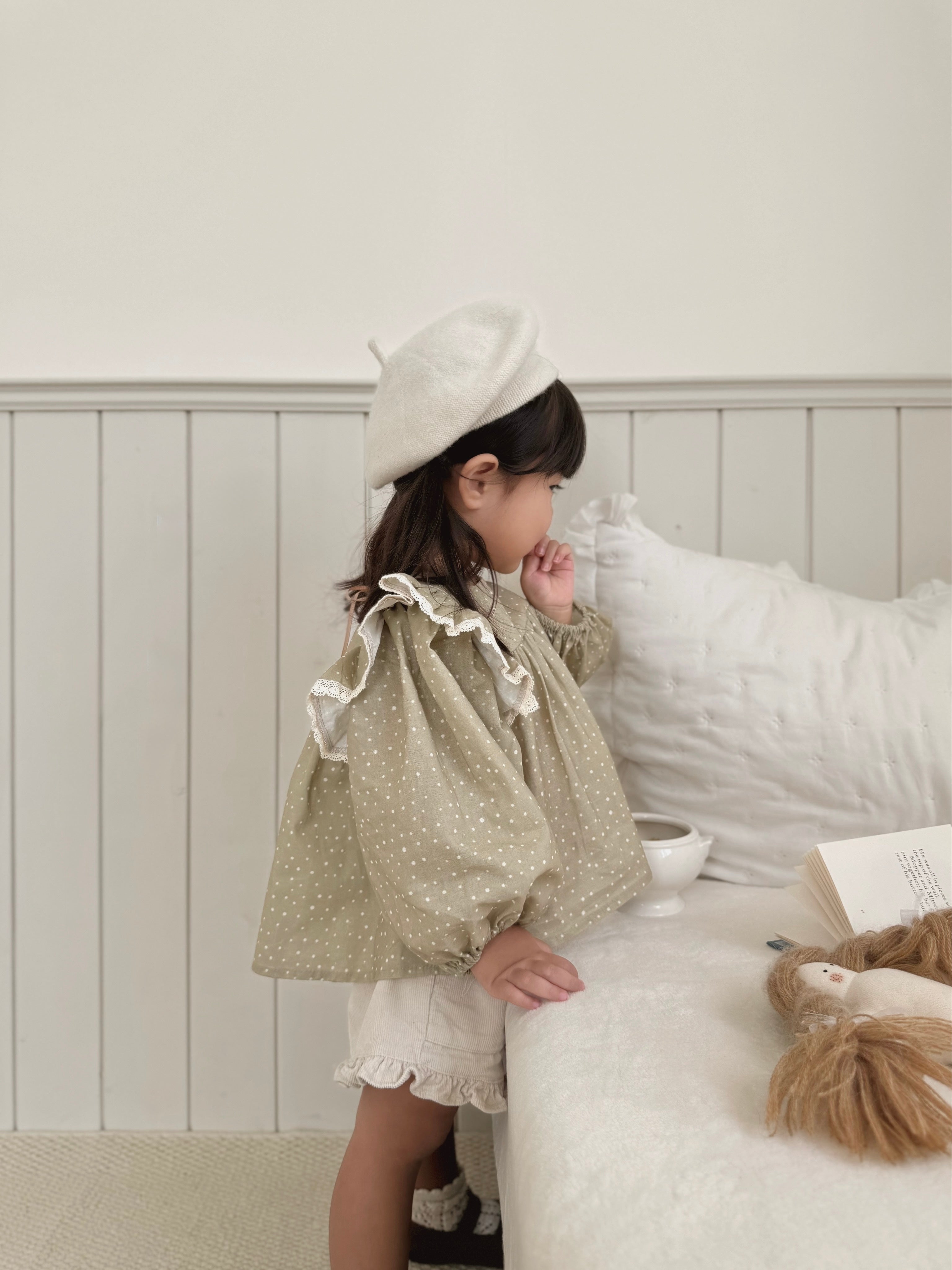 Dot frill blouse & bloomer set