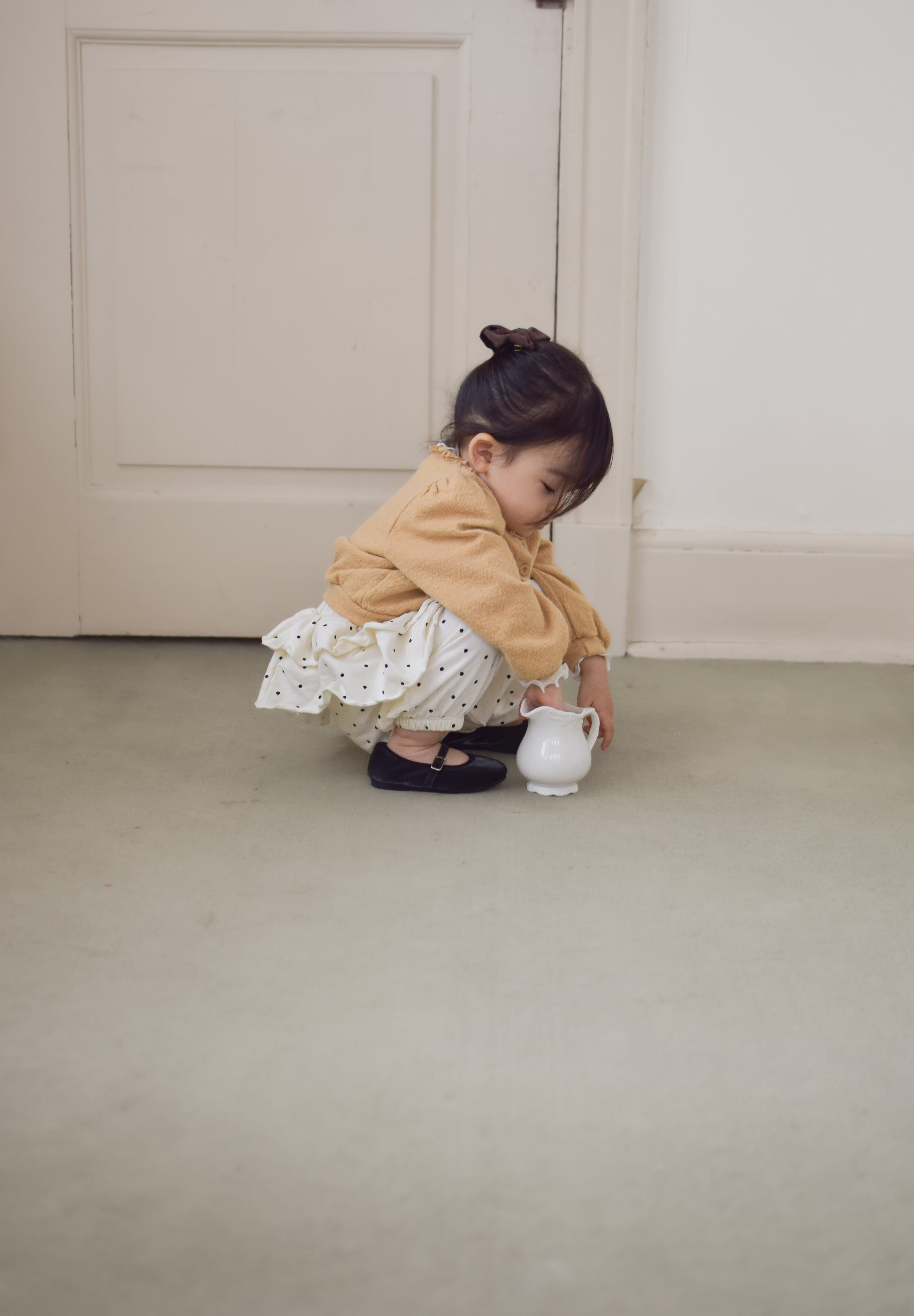Bebe petal dot pants