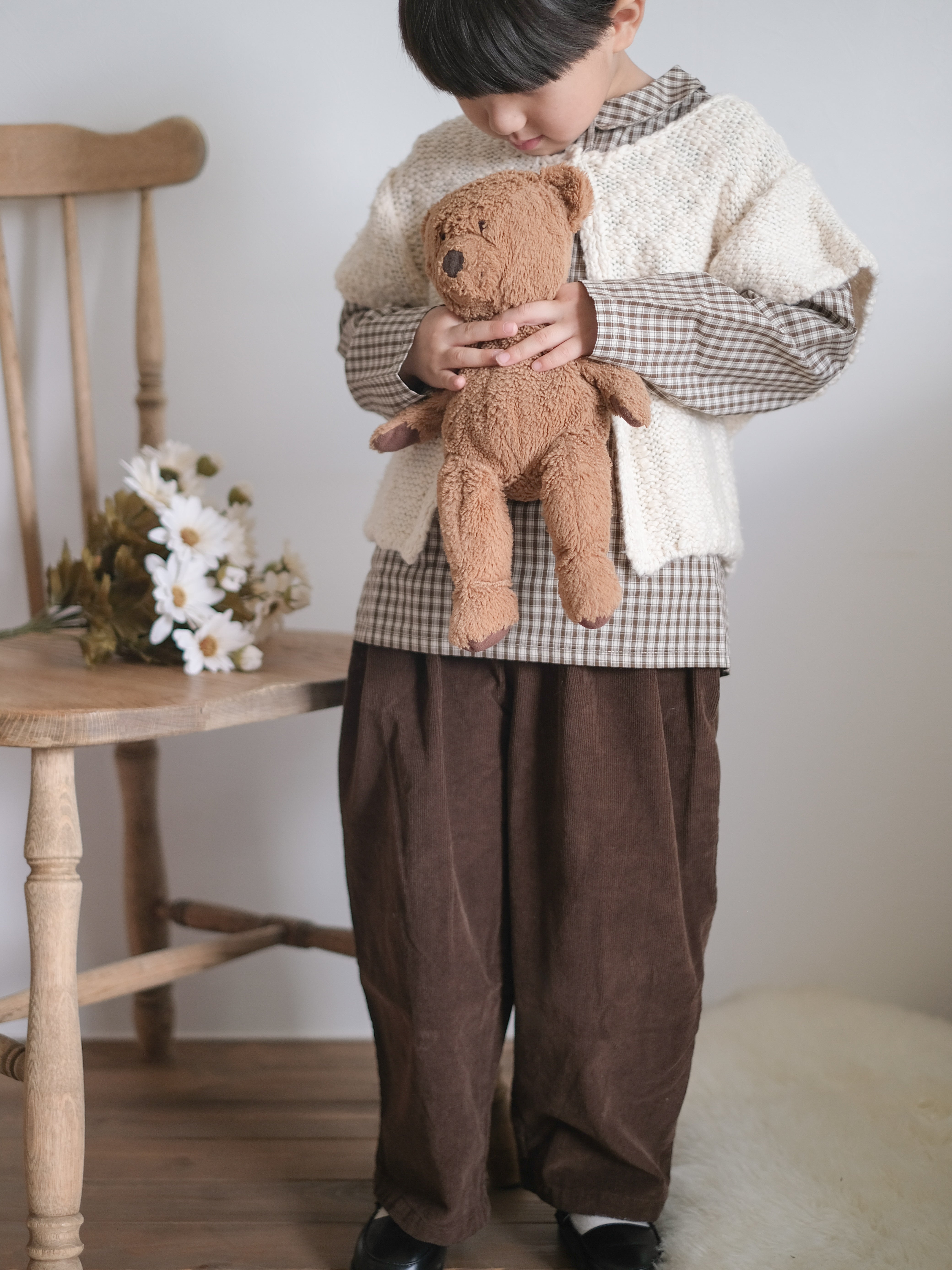 Soft corduroy pants