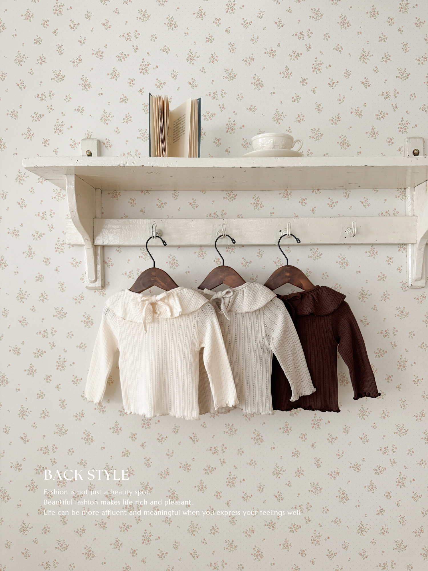 Anna ruffle collar tops