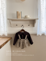 Sara collar blouse