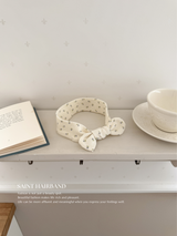 Saint hairband