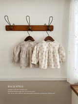 Flower shirring blouse
