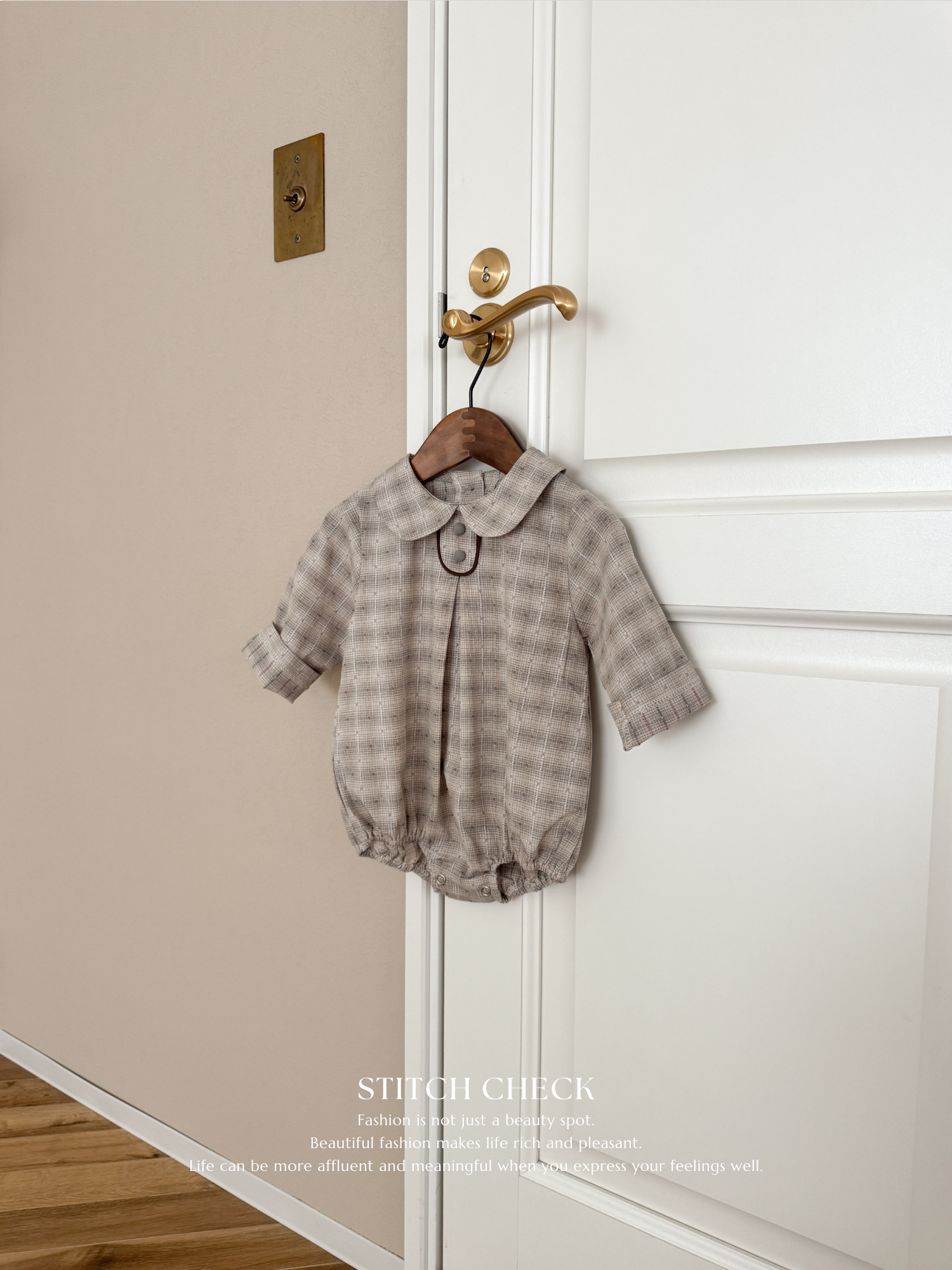 Leandre check rompers