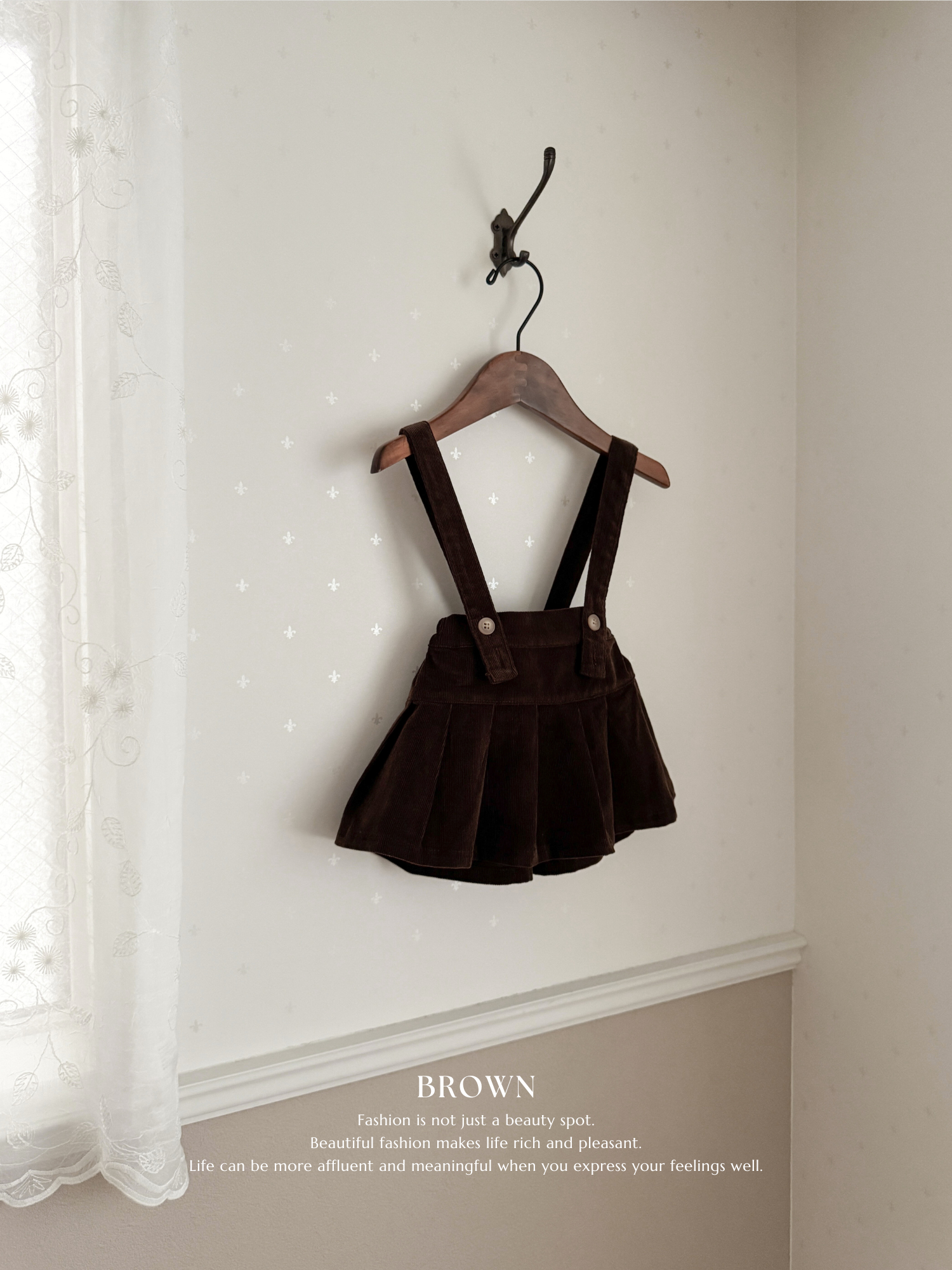 Pleats suspender skirt