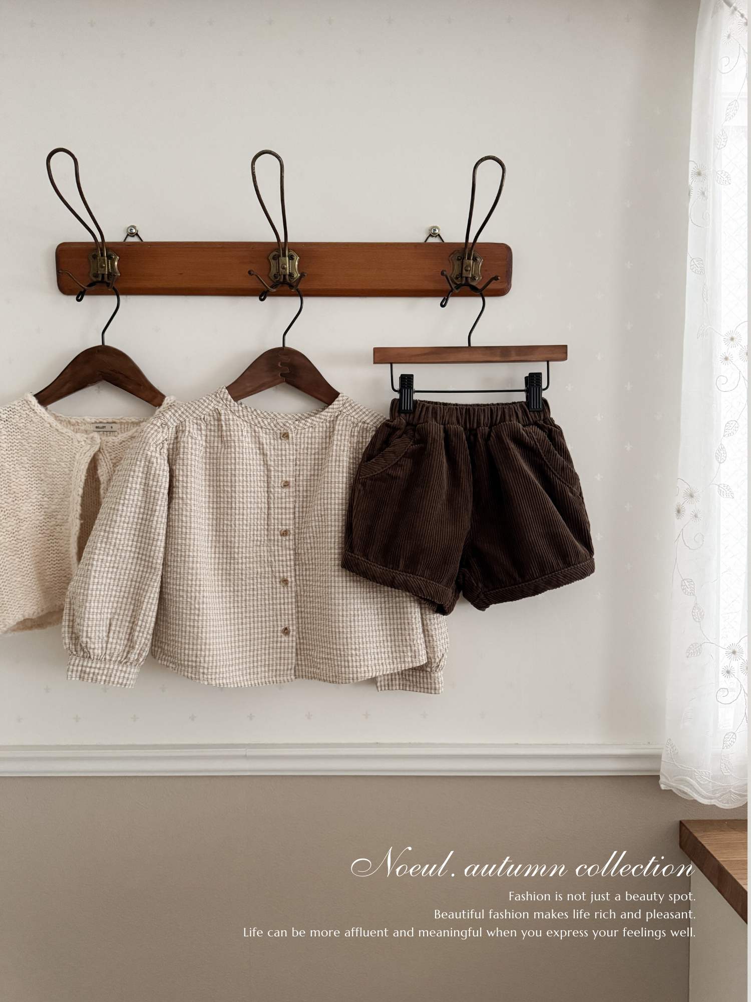 Milk check blouse