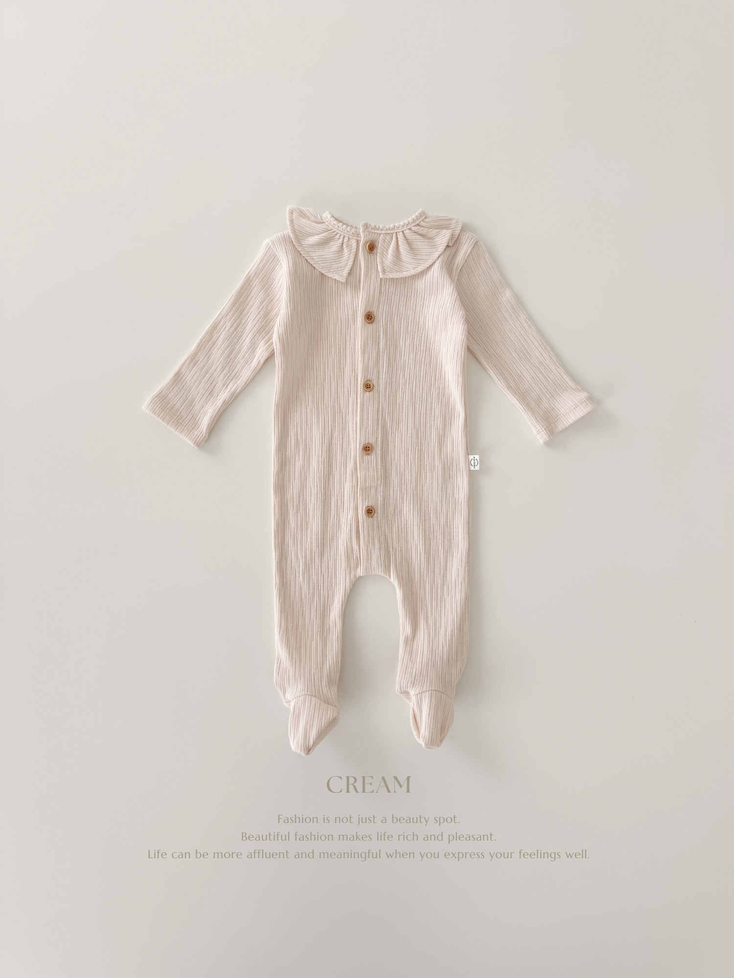 Keuri frill newborn suit