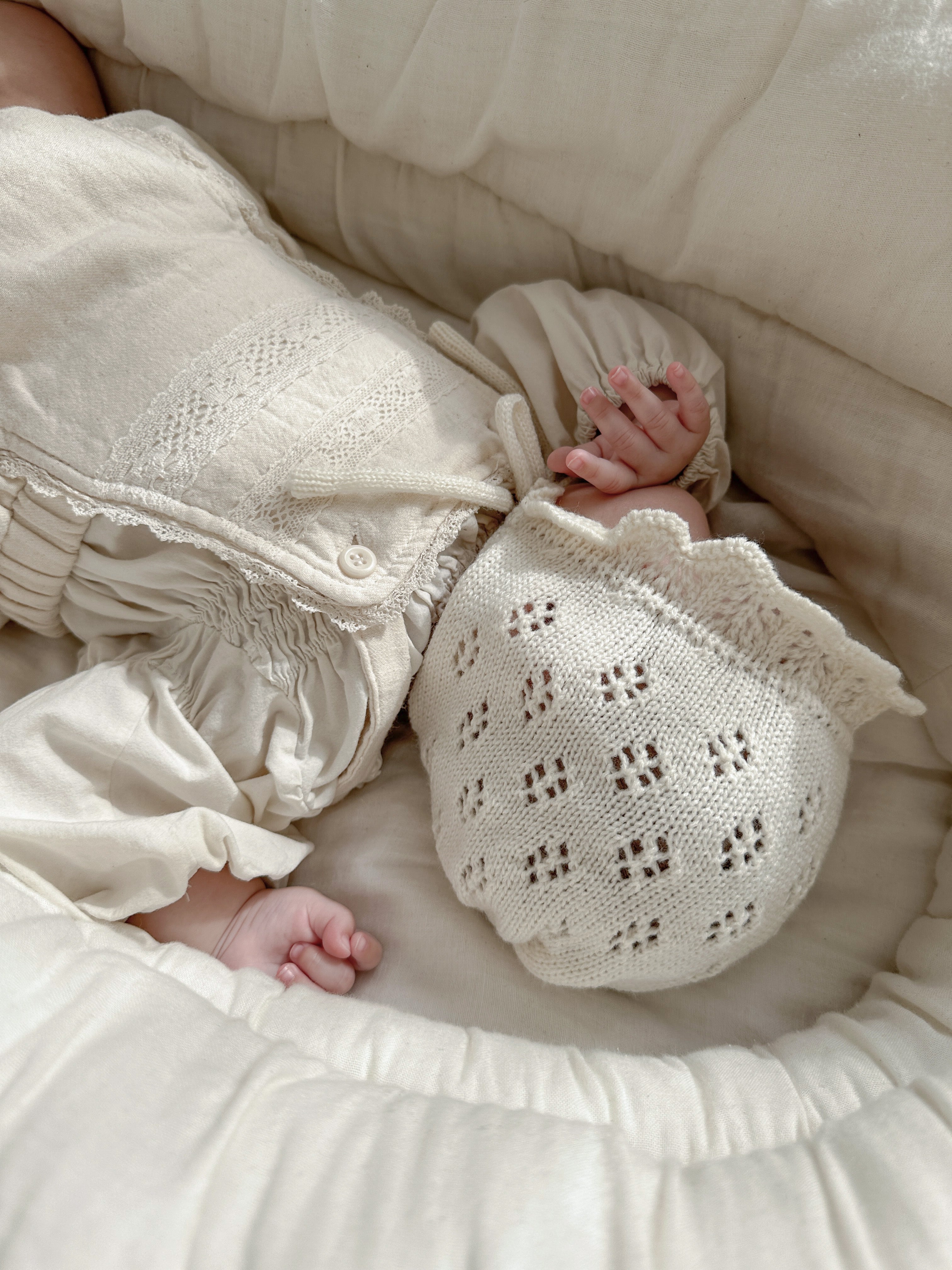 Le lait knit bonnet