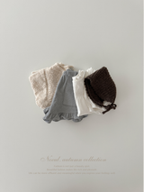 Bebe knit bonnet