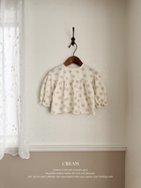 Flower shirring blouse